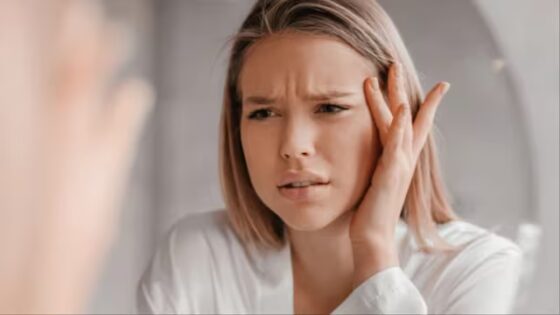 News18 – 9-To-5 Effect: How Work Stress And Office Environments Are Damaging Your Skin