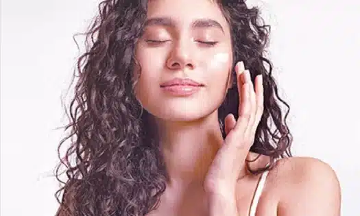 HT Healthshots – Diwali 2025: Dermatologist shares tips to protect skin during festive season